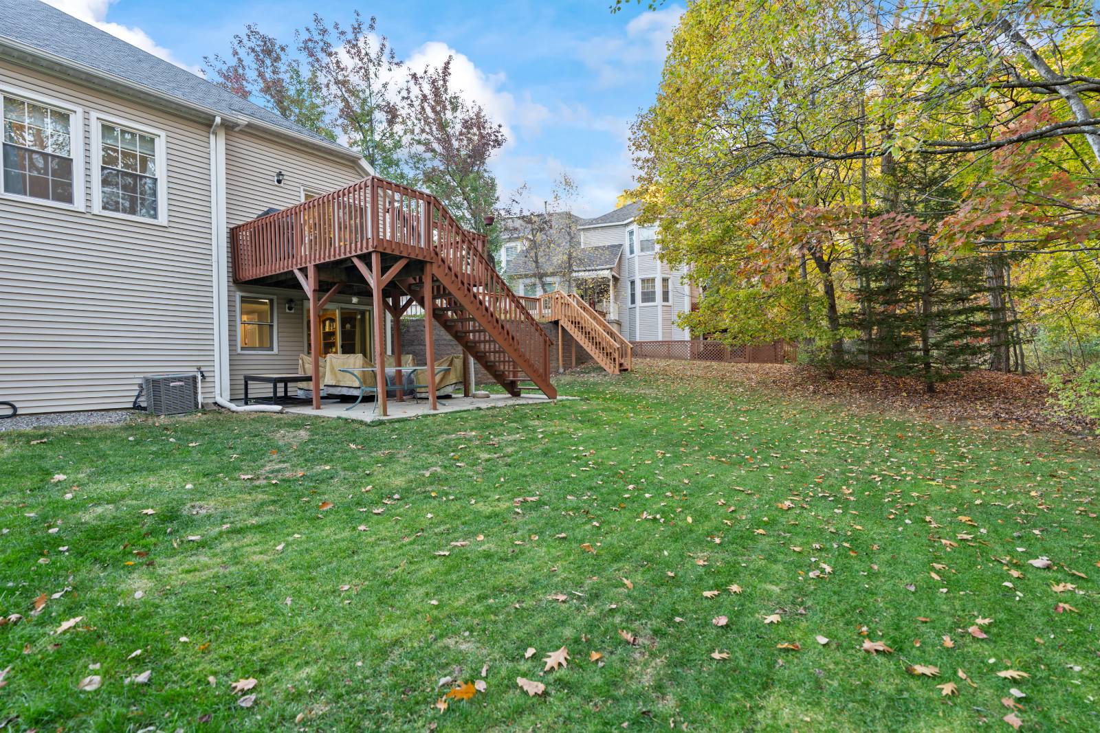 #41 photo, 97 Killarney Dr, Schenectday , NY 12309