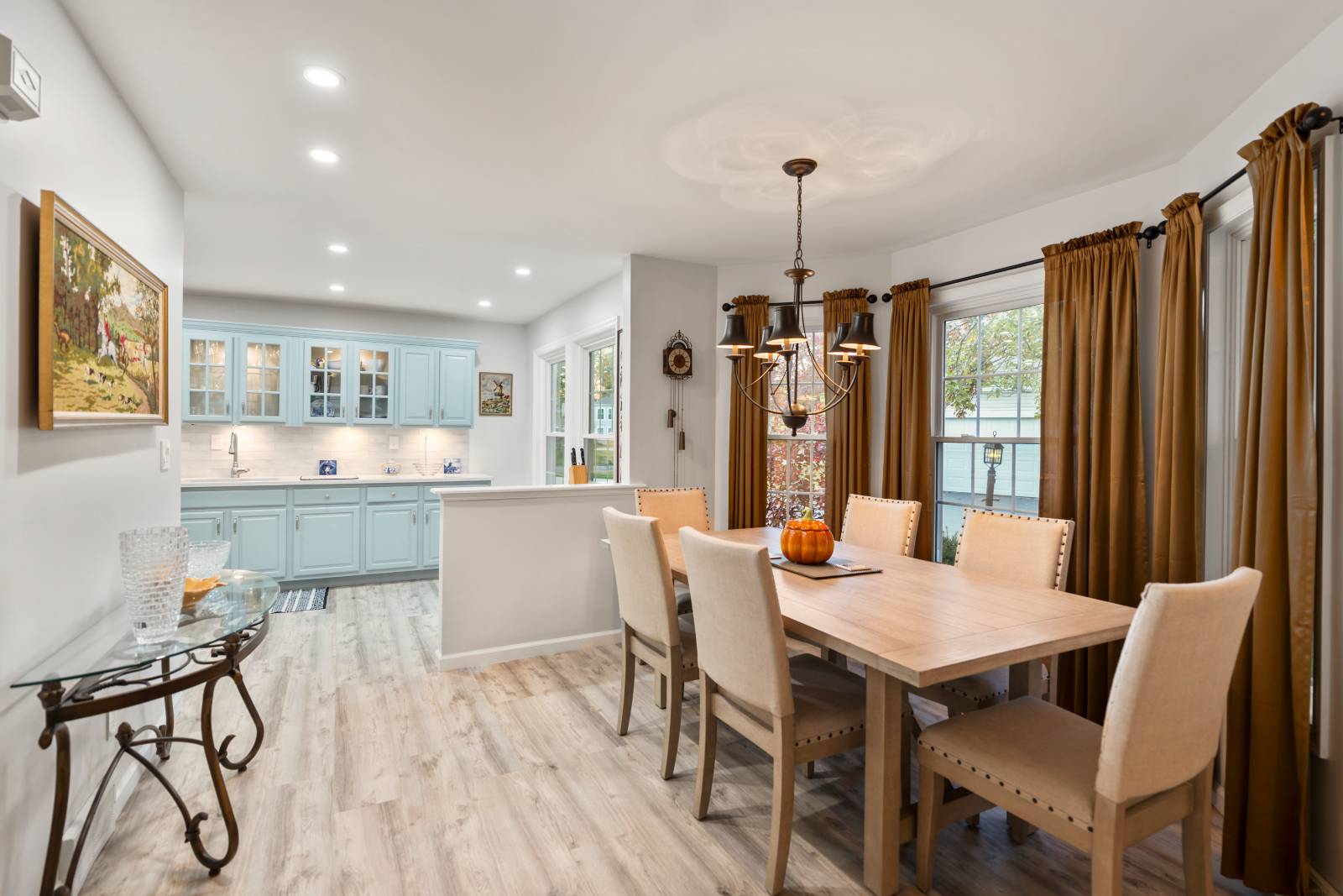 #9 photo, 97 Killarney Dr, Schenectday , NY 12309