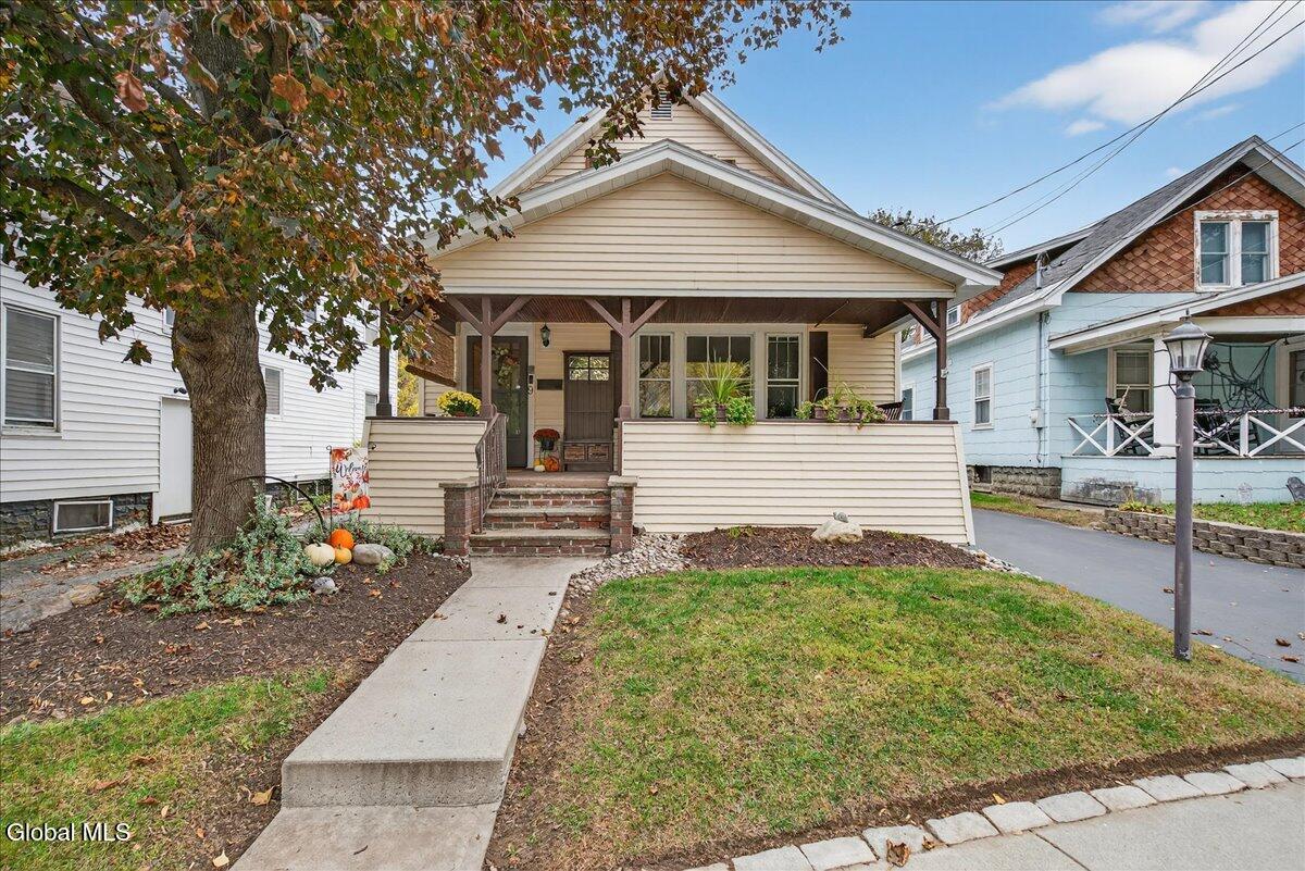 #1 photo, 9 Cuthbert Street, Scotia , NY 12302