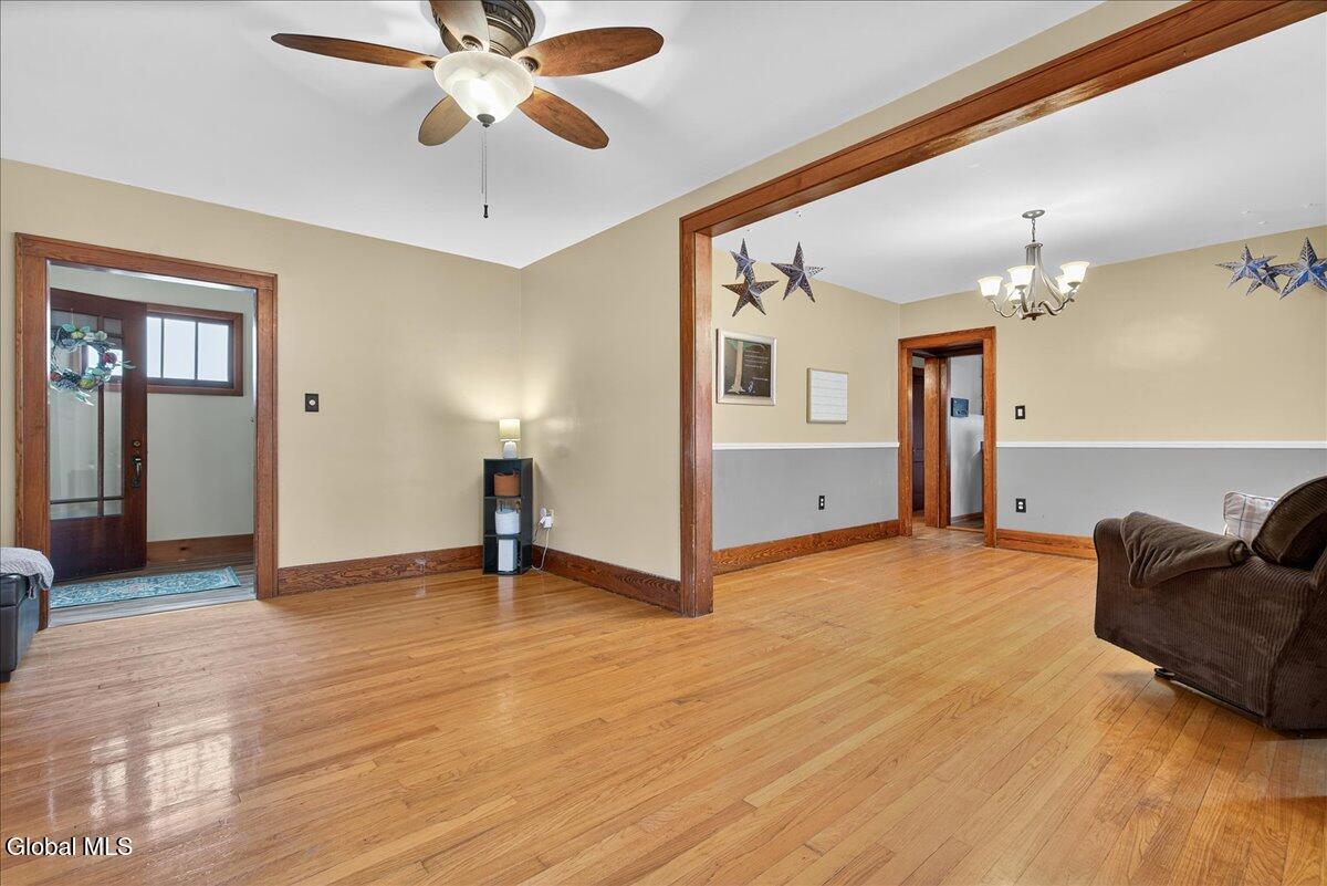 #14 photo, 9 Cuthbert Street, Scotia , NY 12302