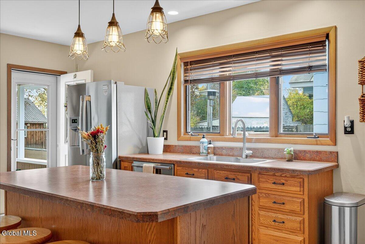 #19 photo, 9 Cuthbert Street, Scotia , NY 12302