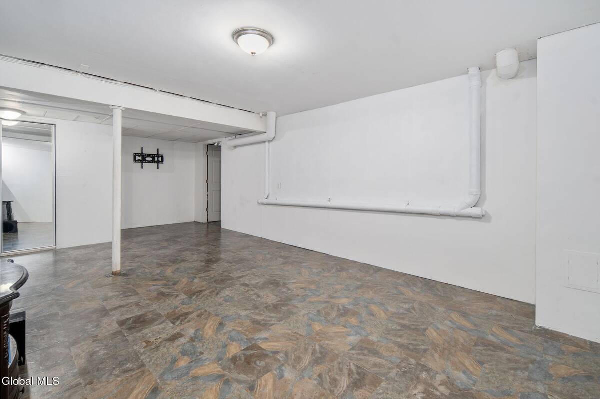 #30 photo, 44 Shepard Avenue, Colonie , NY 12304