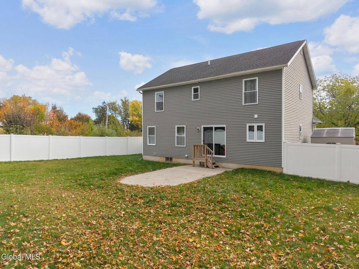 #38 photo, 44 Shepard Avenue, Colonie , NY 12304