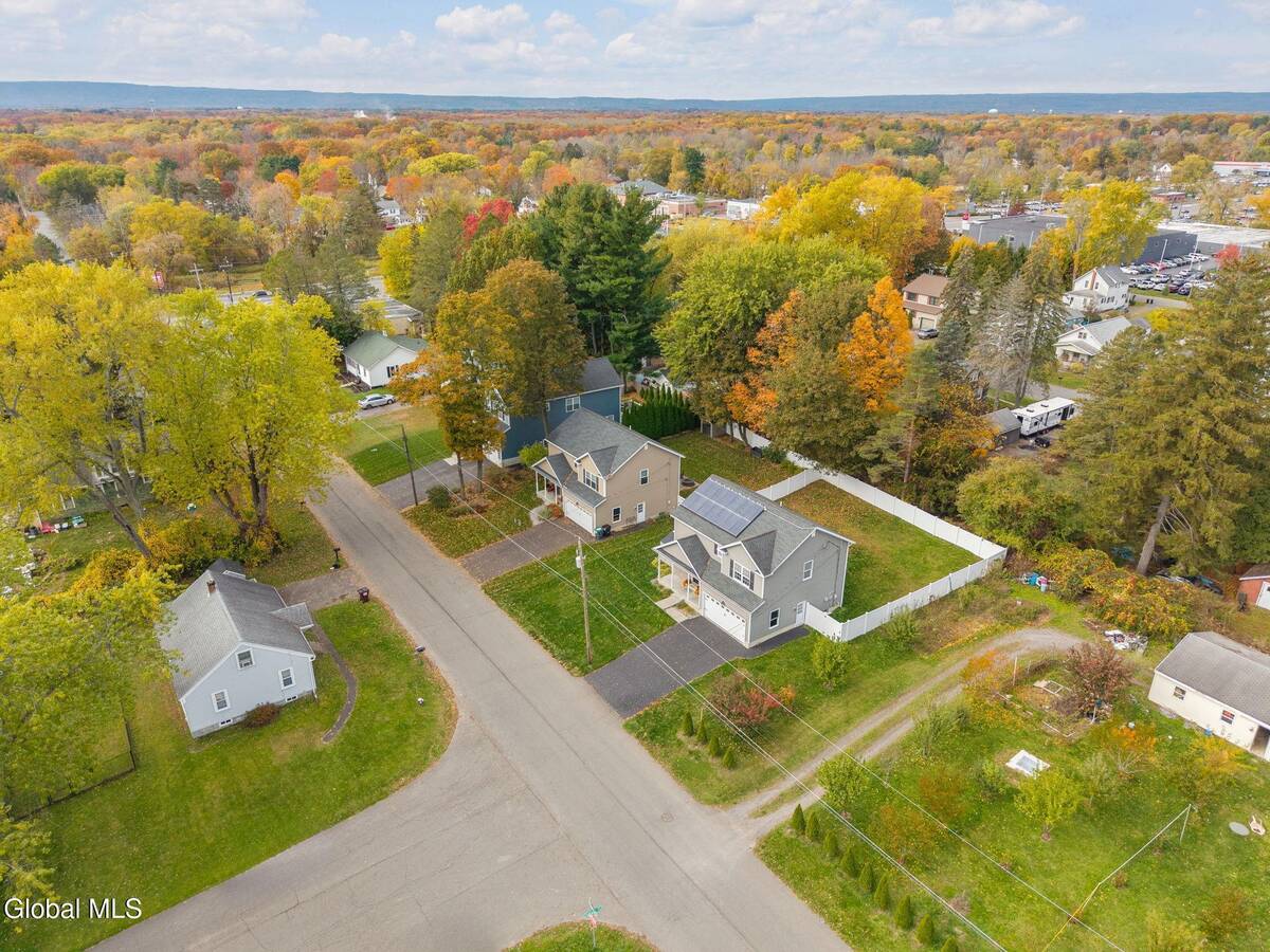 #41 photo, 44 Shepard Avenue, Colonie , NY 12304