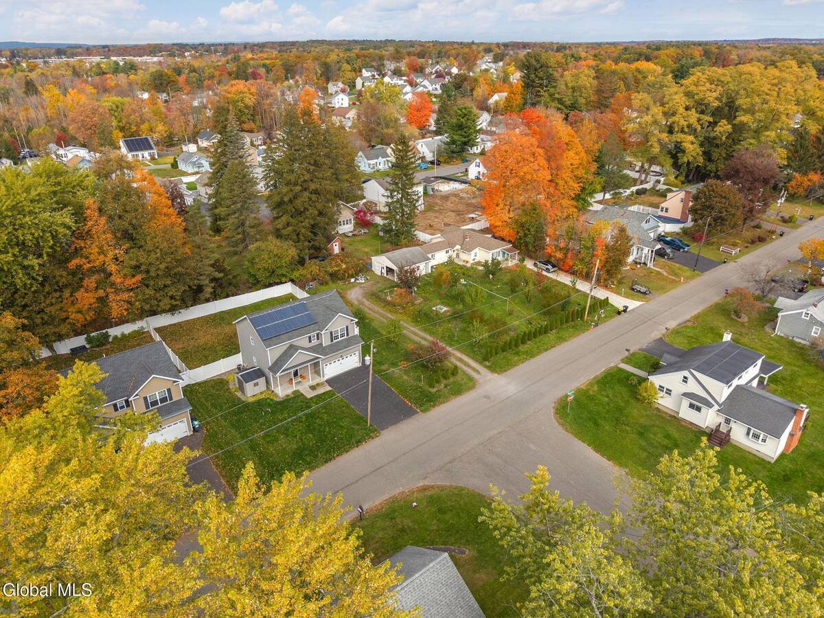 #46 photo, 44 Shepard Avenue, Colonie , NY 12304