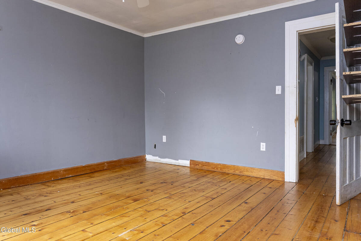 #7 photo, 11 River Street, Schenectady , NY 12305