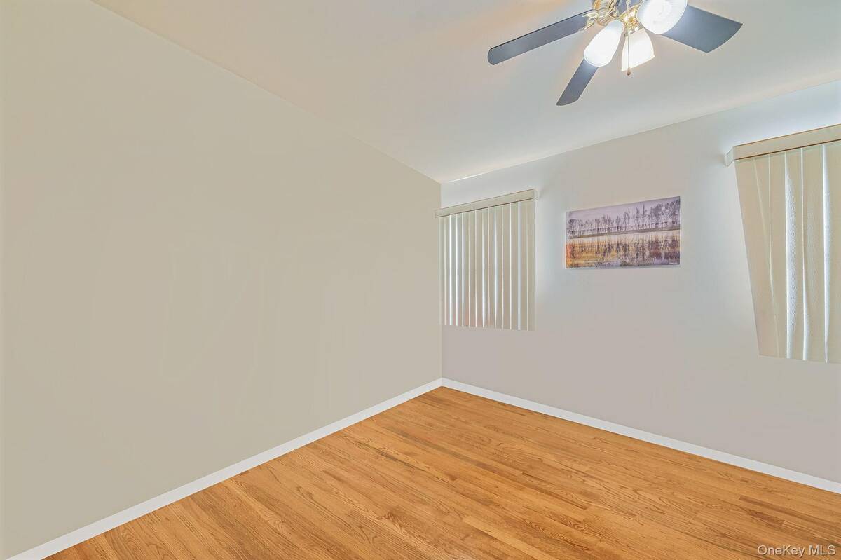 #16 photo, 2595 Castle Court, ナッソー郡 North Bellmore , NY 11710