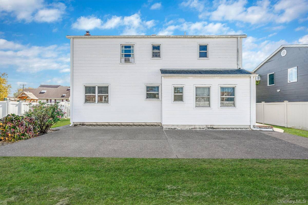 #21 photo, 2595 Castle Court, ナッソー郡 North Bellmore , NY 11710