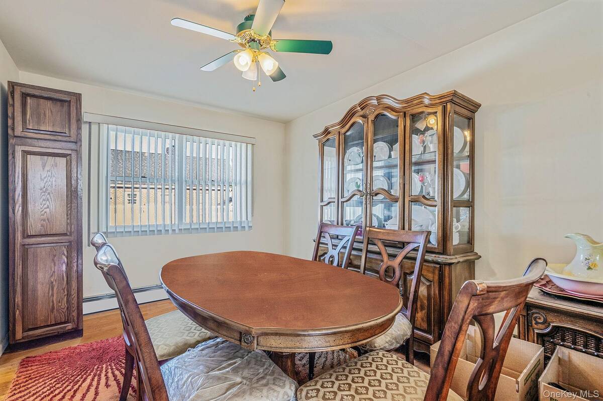 #7 photo, 2595 Castle Court, ナッソー郡 North Bellmore , NY 11710