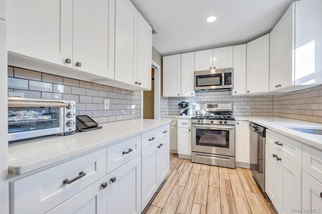 #16 photo, 136 Fulton Street, Massapequa Park , NY 11762