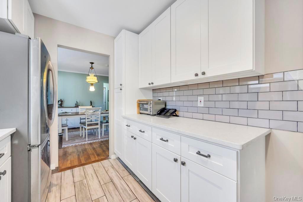 #18 photo, 136 Fulton Street, Massapequa Park , NY 11762