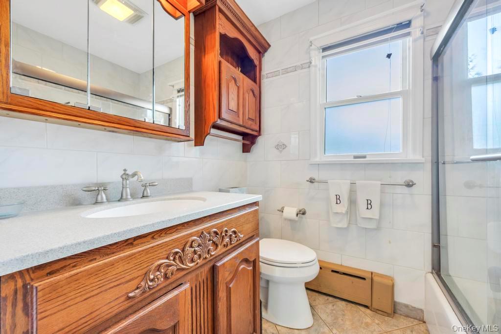 #21 photo, 136 Fulton Street, Massapequa Park , NY 11762