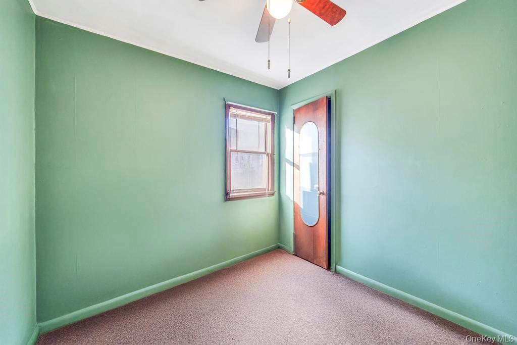 #24 photo, 136 Fulton Street, Massapequa Park , NY 11762