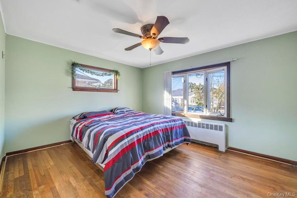 #25 photo, 136 Fulton Street, Massapequa Park , NY 11762