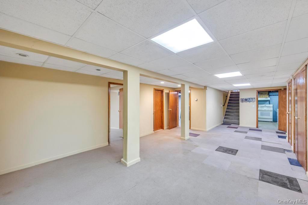 #31 photo, 136 Fulton Street, Massapequa Park , NY 11762