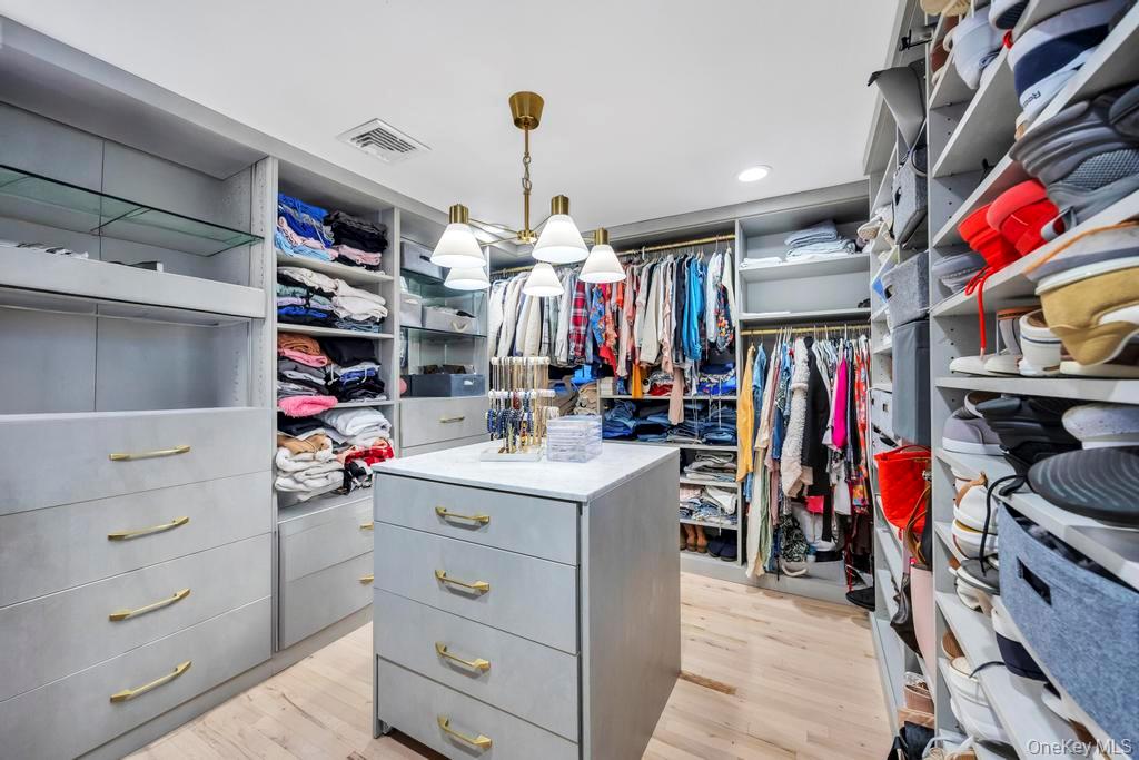 #38 photo, 37 Fiesta Drive, サフォーク郡 Centereach , NY 11720