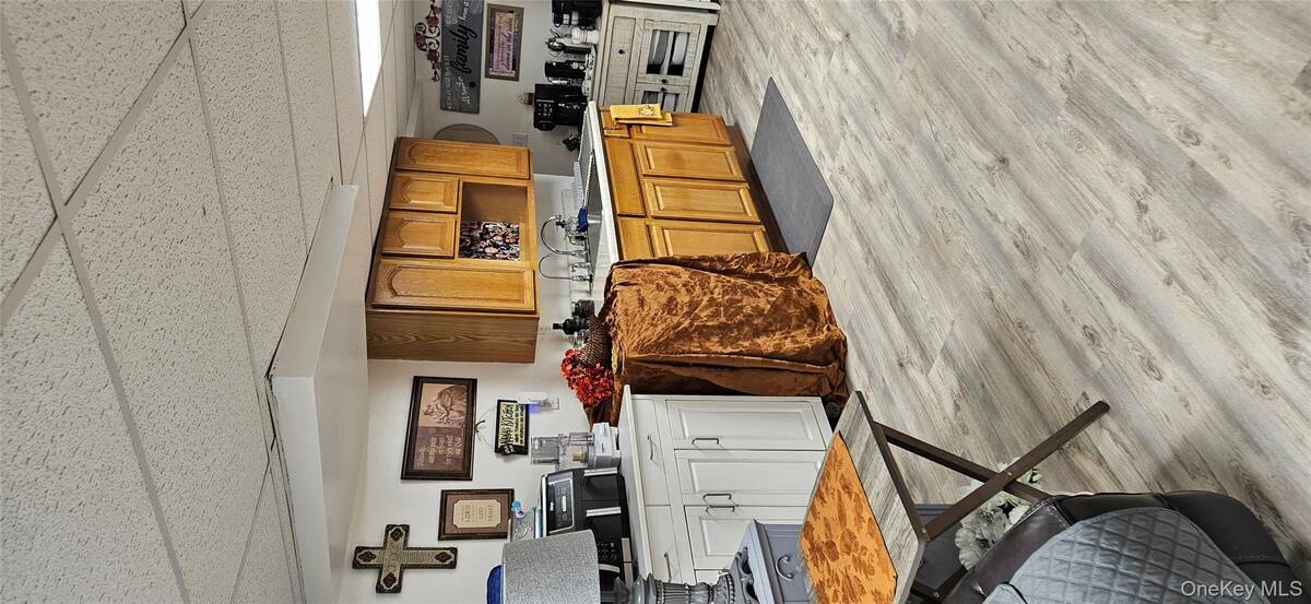 #2 photo, 304 Parkwood Street, サフォーク郡 Ronkonkoma , NY 11779