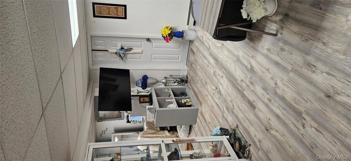 #7 photo, 304 Parkwood Street, サフォーク郡 Ronkonkoma , NY 11779