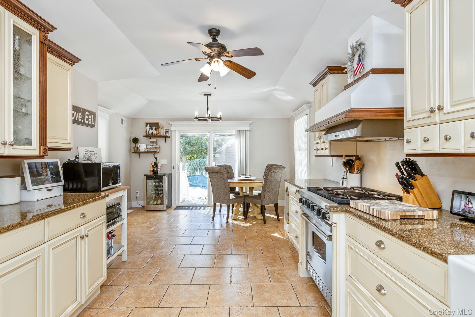 #14 photo, 108 Jayne Avenue, サフォーク郡 Patchogue , NY 11772