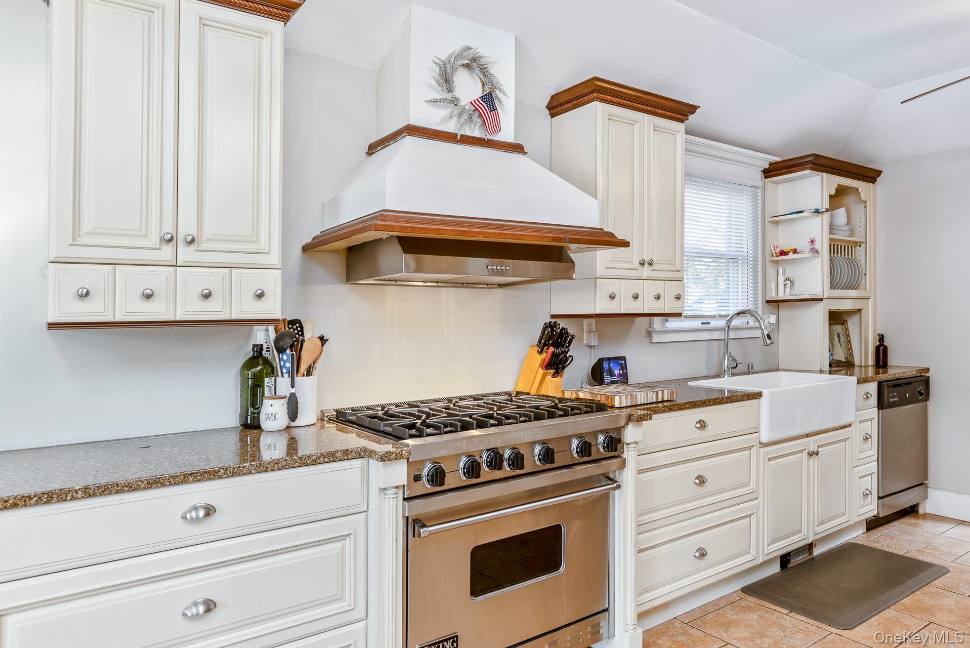 #20 photo, 108 Jayne Avenue, サフォーク郡 Patchogue , NY 11772