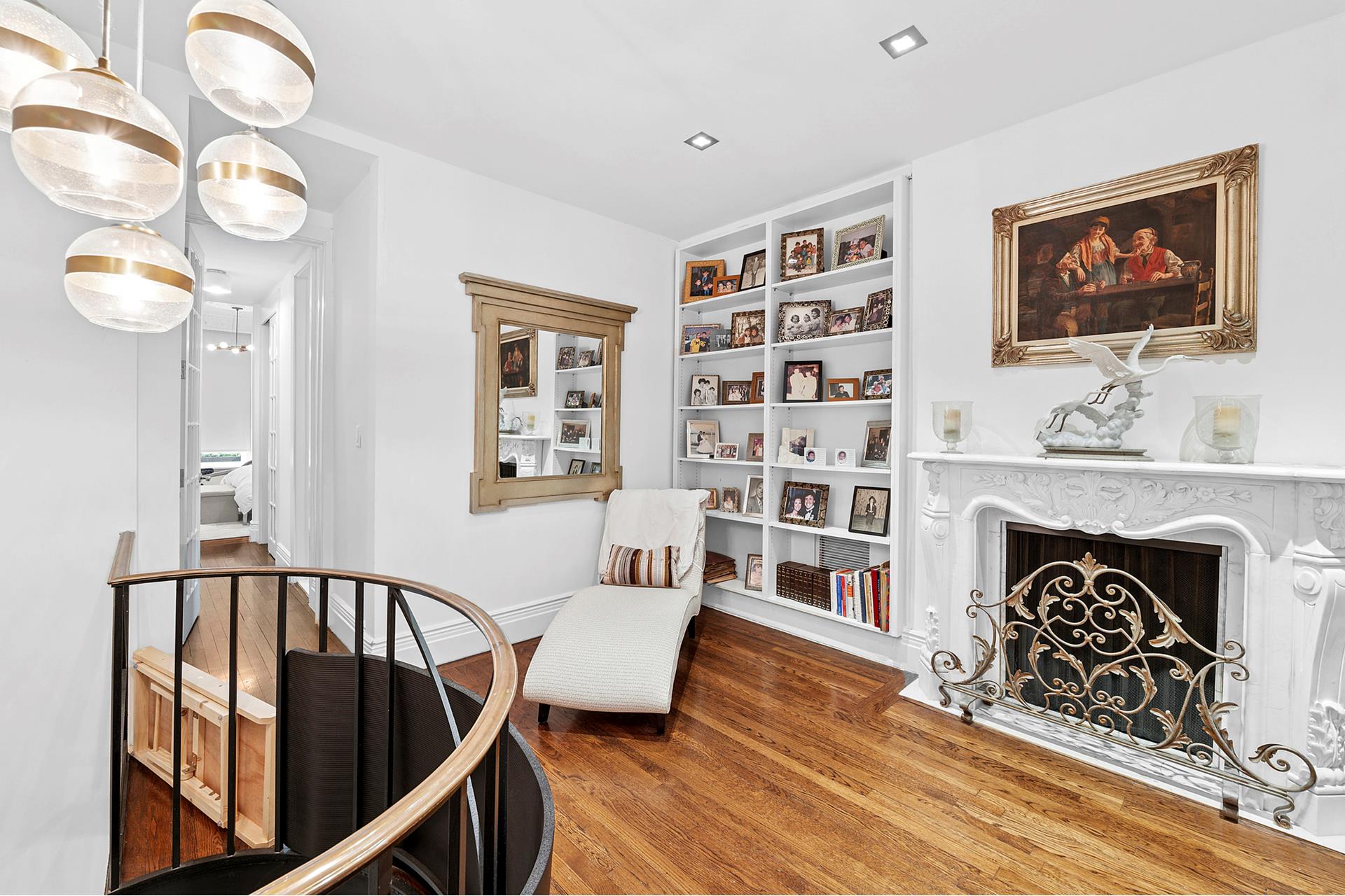 #10 photo, 165 E 71ST Street, マンハッタン Lenox Hill , NY 10021