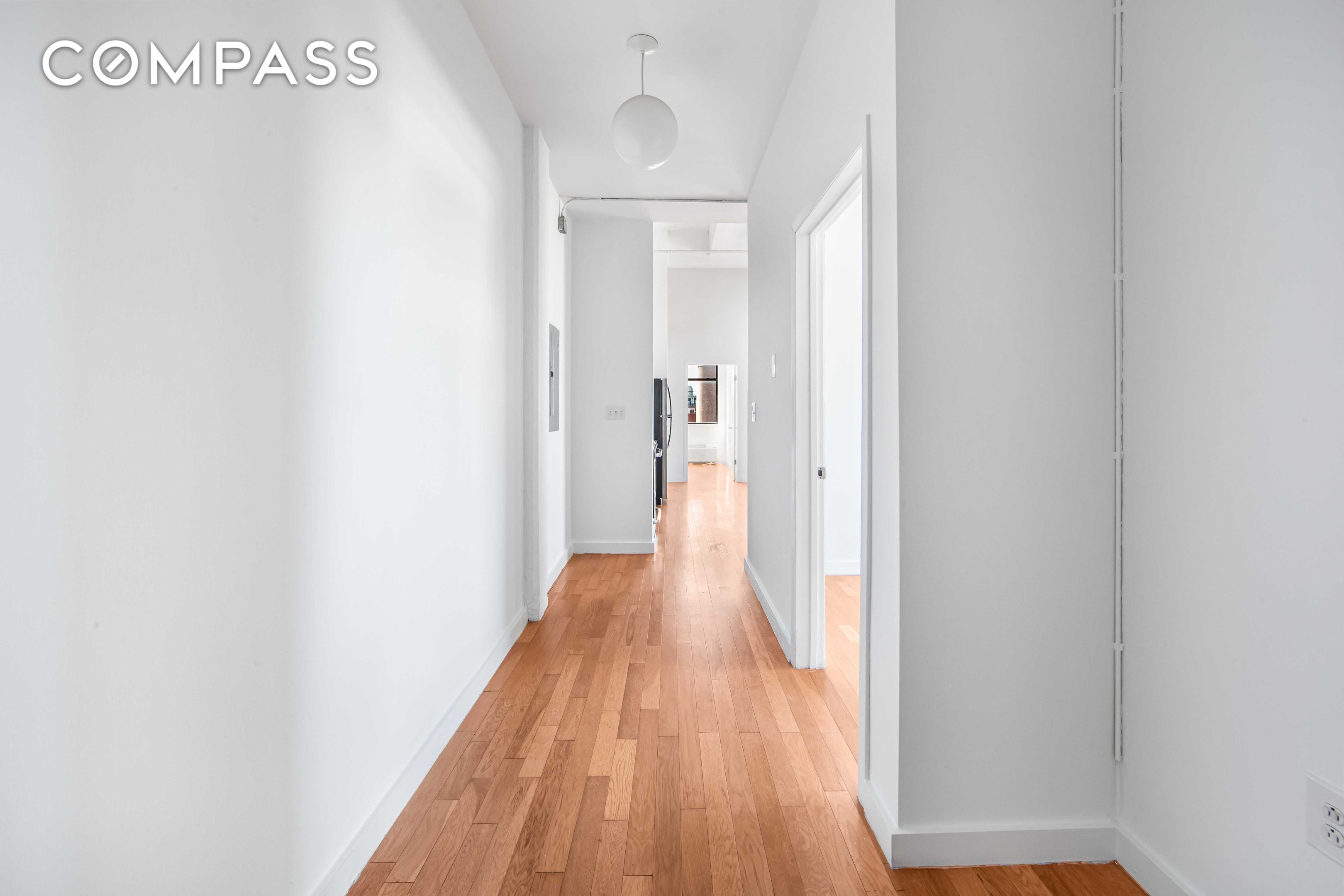 #12 photo, Brooklyn, Williamsburg , NY 11249