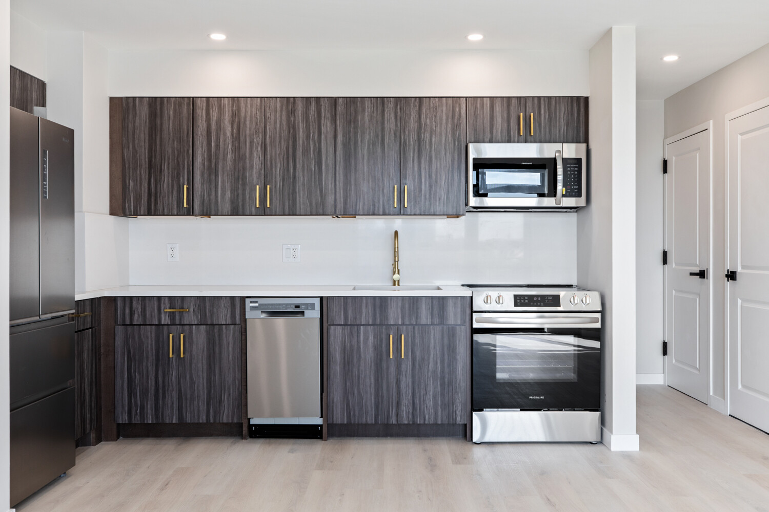 #4 photo, 37-18 BROADWAY, Astoria , NY 11103