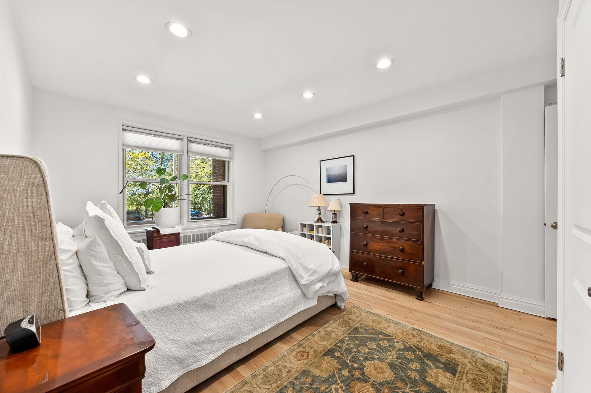 #16 photo, 9801 Shore Road, ブルックリン区 Fort Hamilton , NY 11209