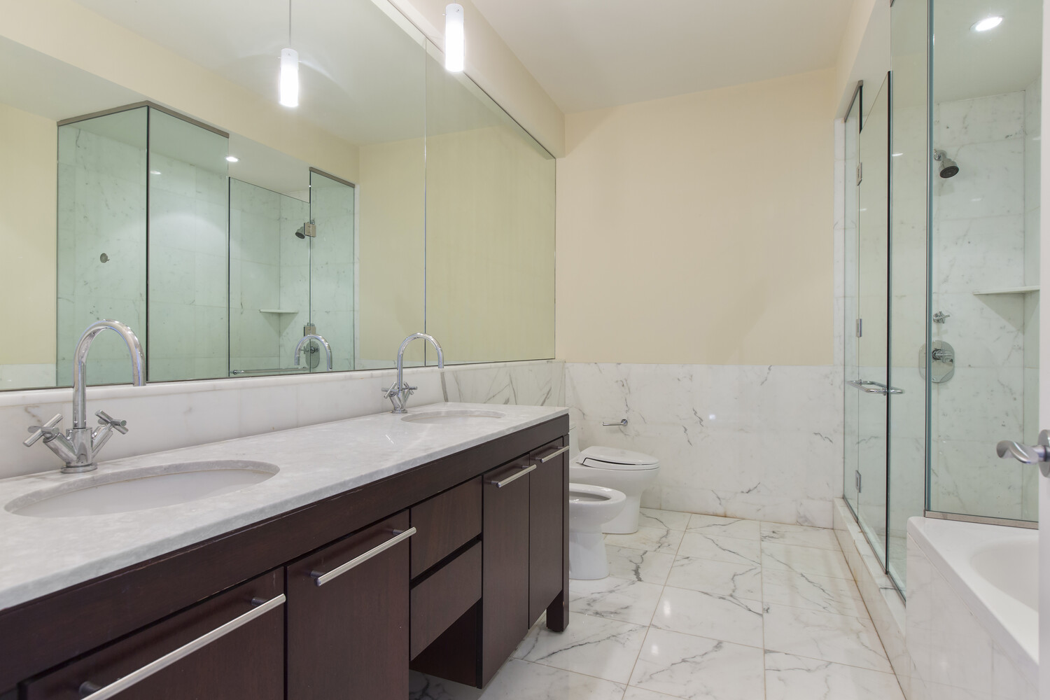 #7 photo, 230 W 56TH Street, Midtown , NY 10019