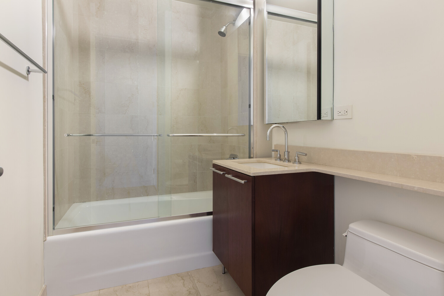 #8 photo, 230 W 56TH Street, Midtown , NY 10019