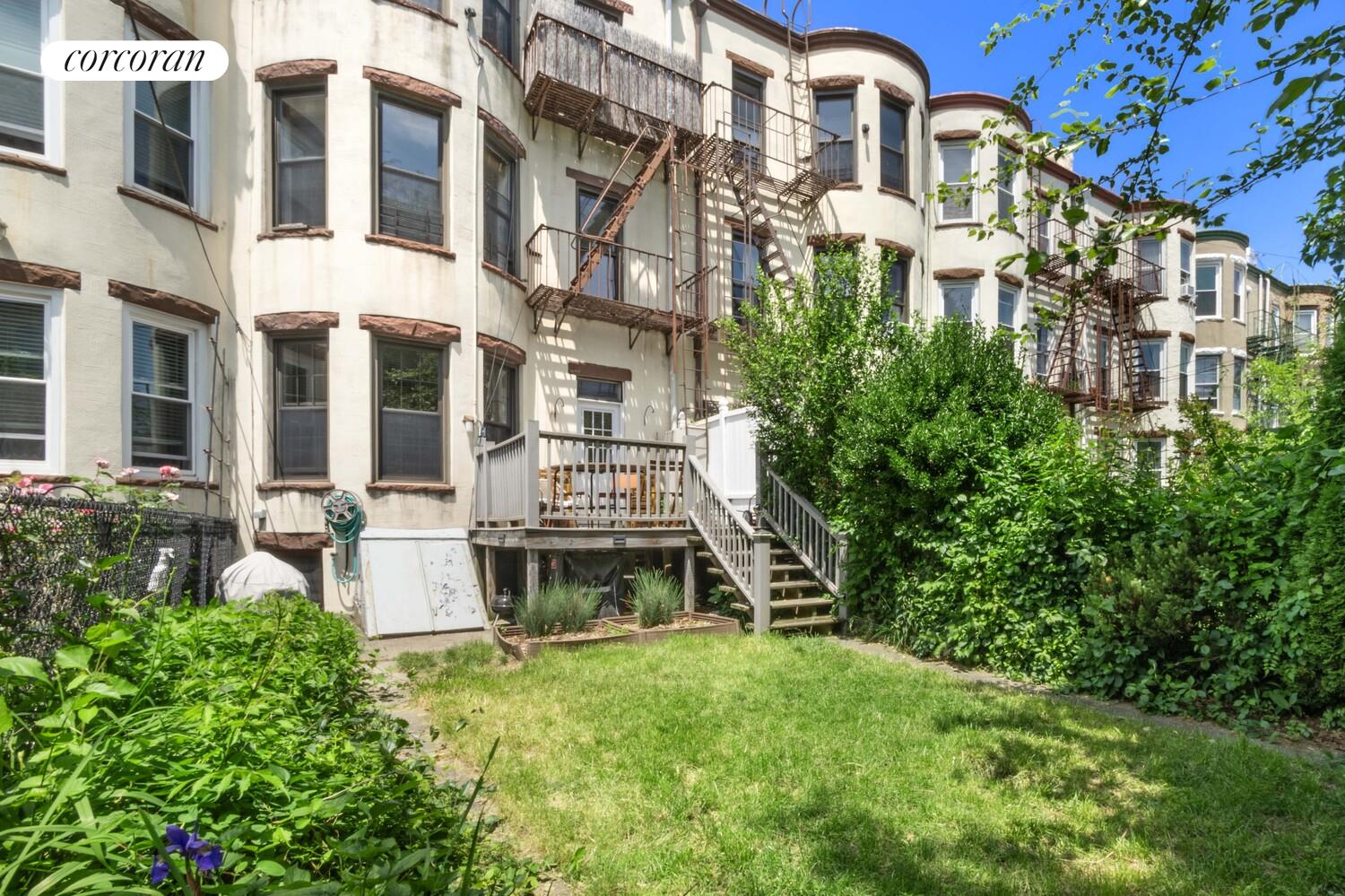 #11 photo, Ridgewood, Ridgewood , NY 11385