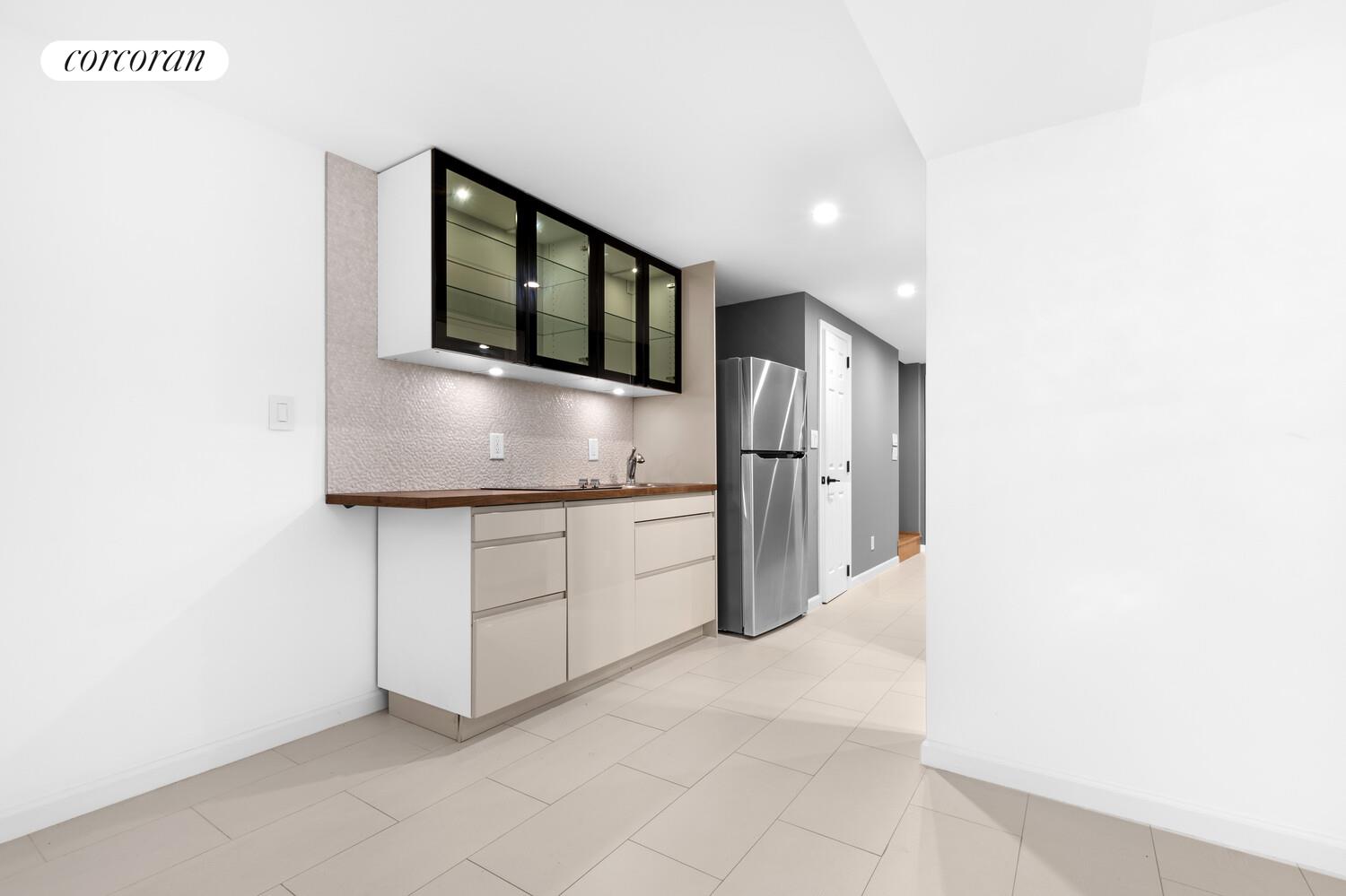 #8 photo, Ridgewood, Ridgewood , NY 11385