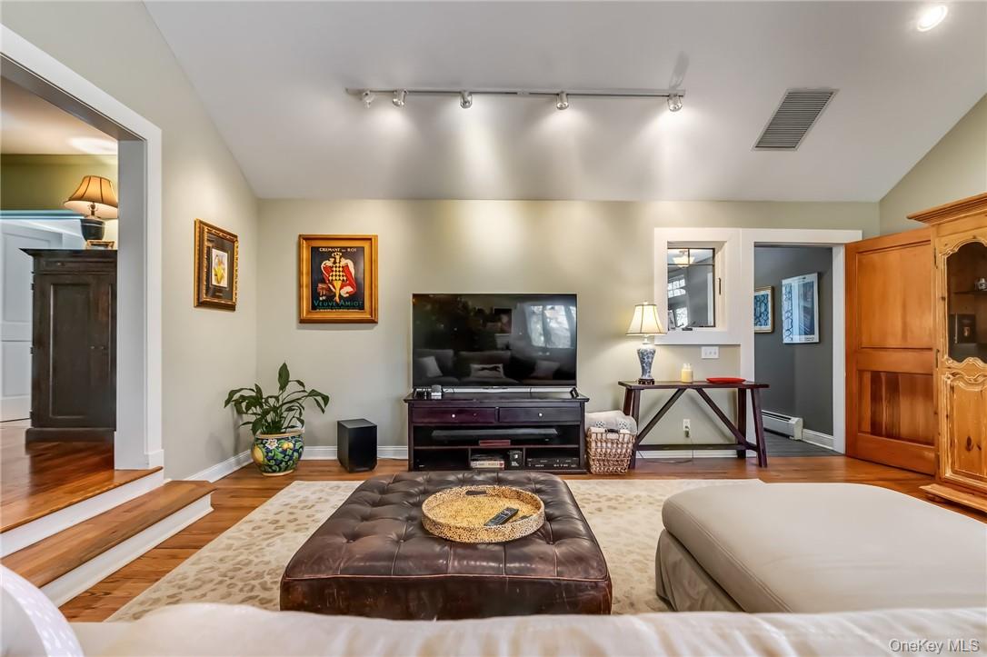 #5 photo, 4 Valley Trail, Croton-on-Hudson , NY 10520