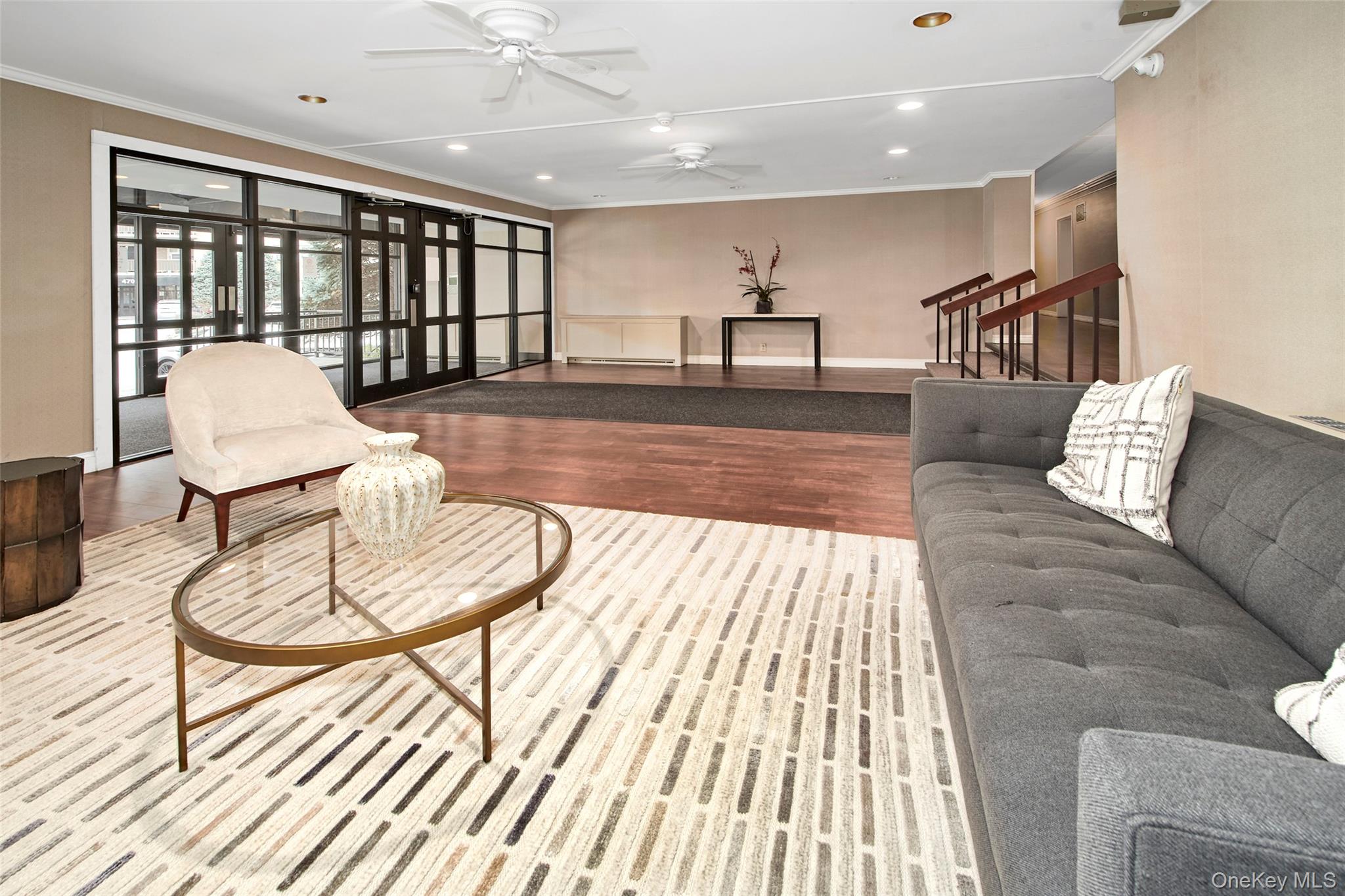 #3 photo, 480 Halstead Avenue, Harrison , NY 10528