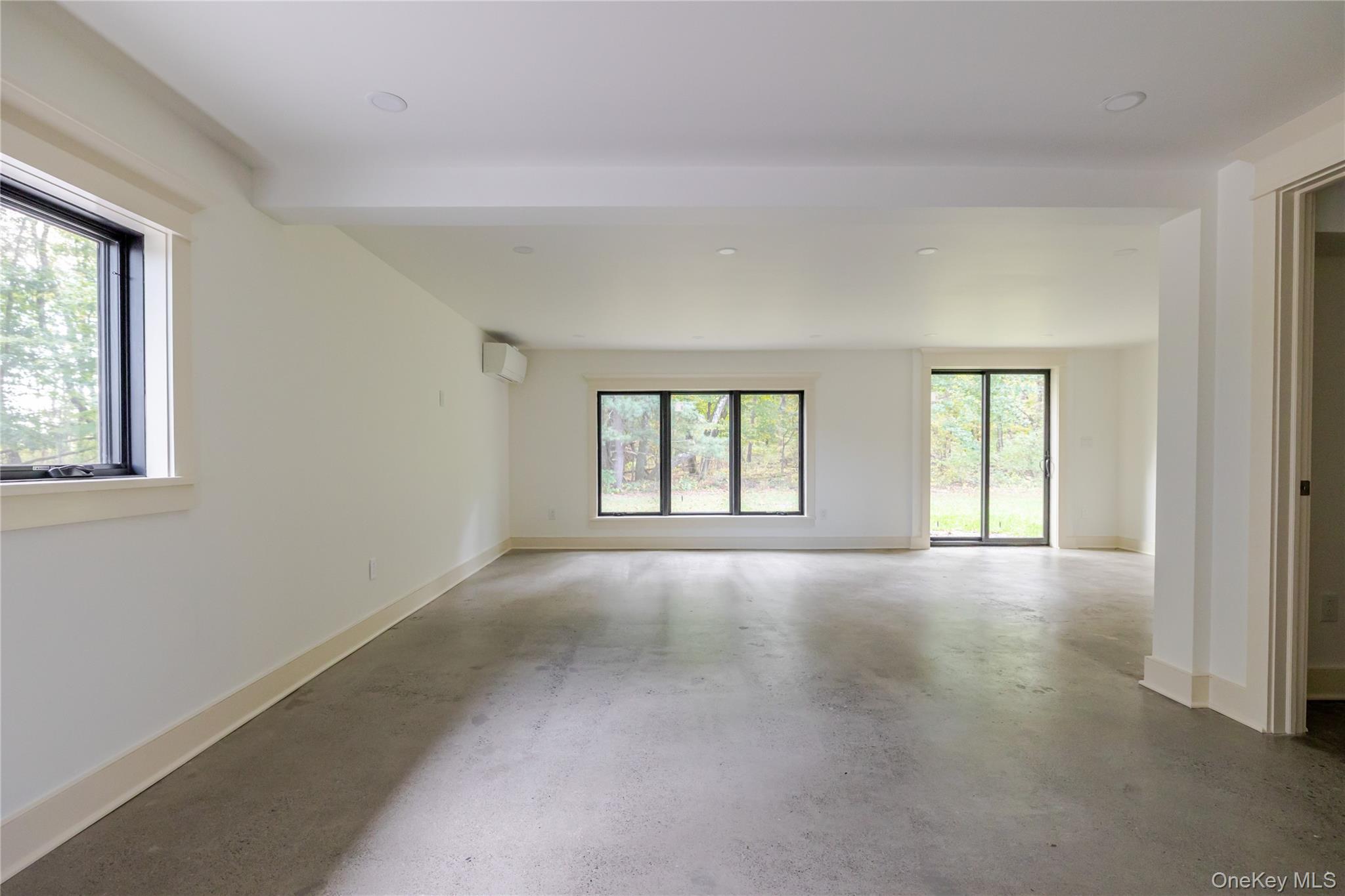 #19 photo, 84 Rockefeller Lane, Red Hook , NY 12571