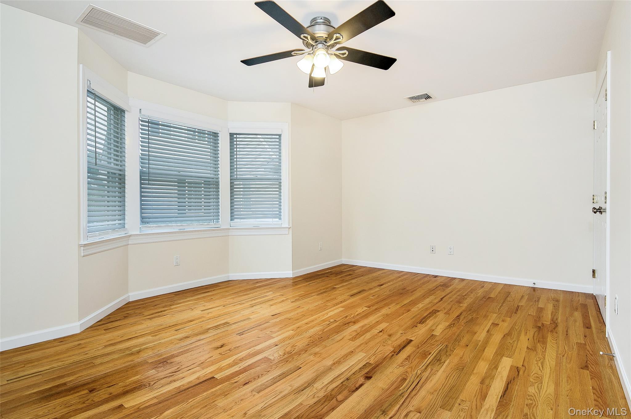 #10 photo, 38 High Street, Rye , NY 10580