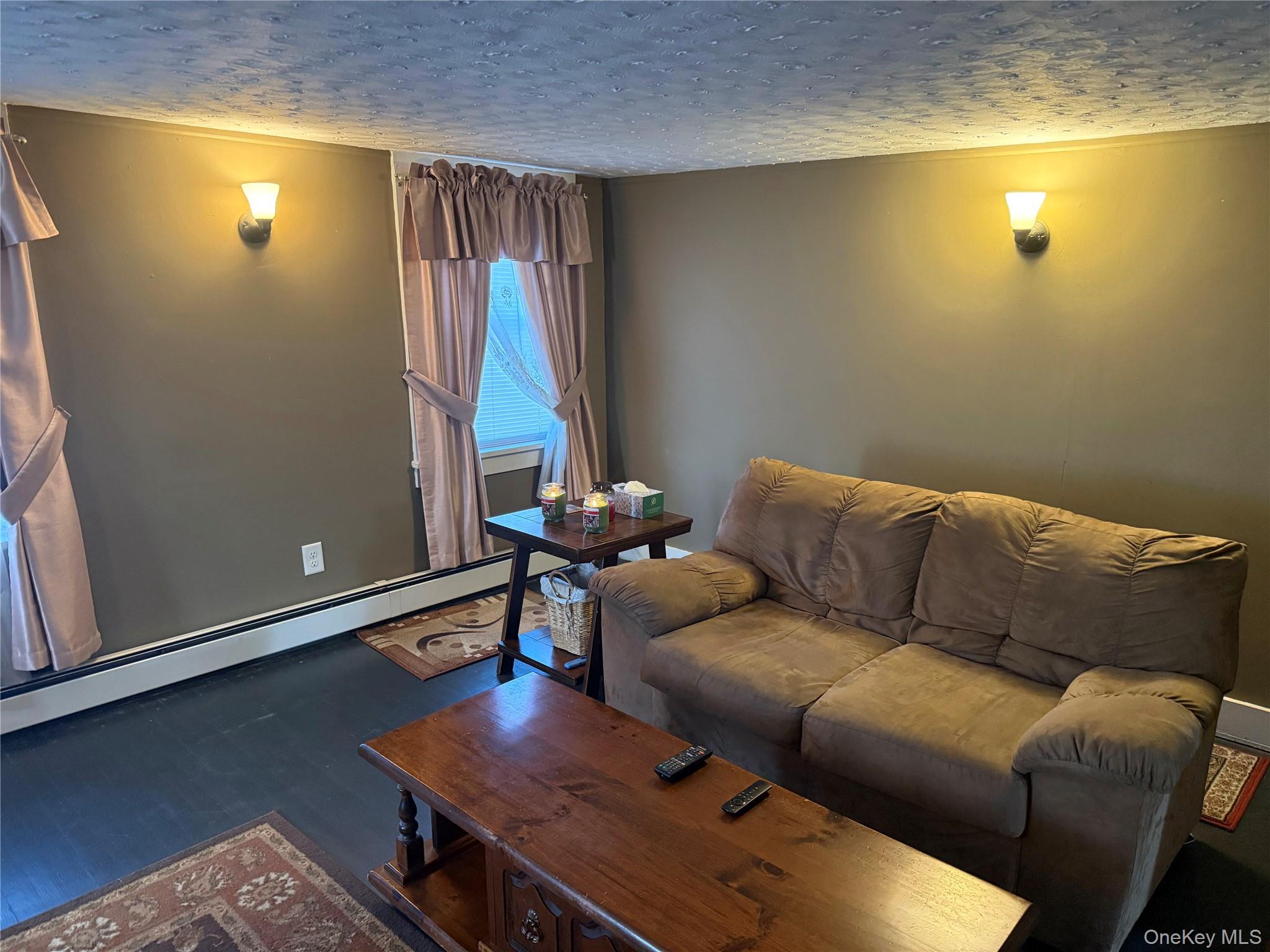 #2 photo, 6 Glenmere Avenue, Florida , NY 10921