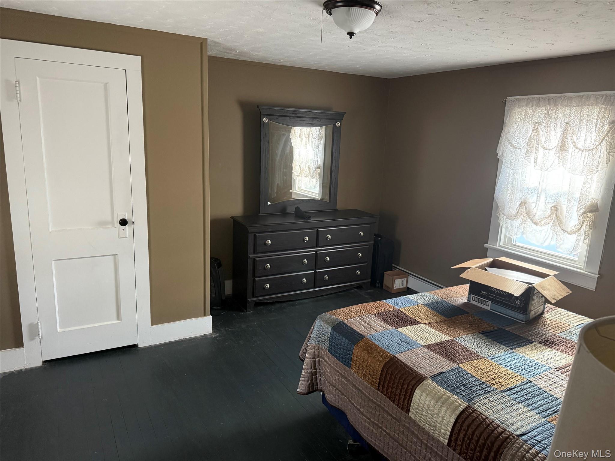 #7 photo, 6 Glenmere Avenue, Florida , NY 10921