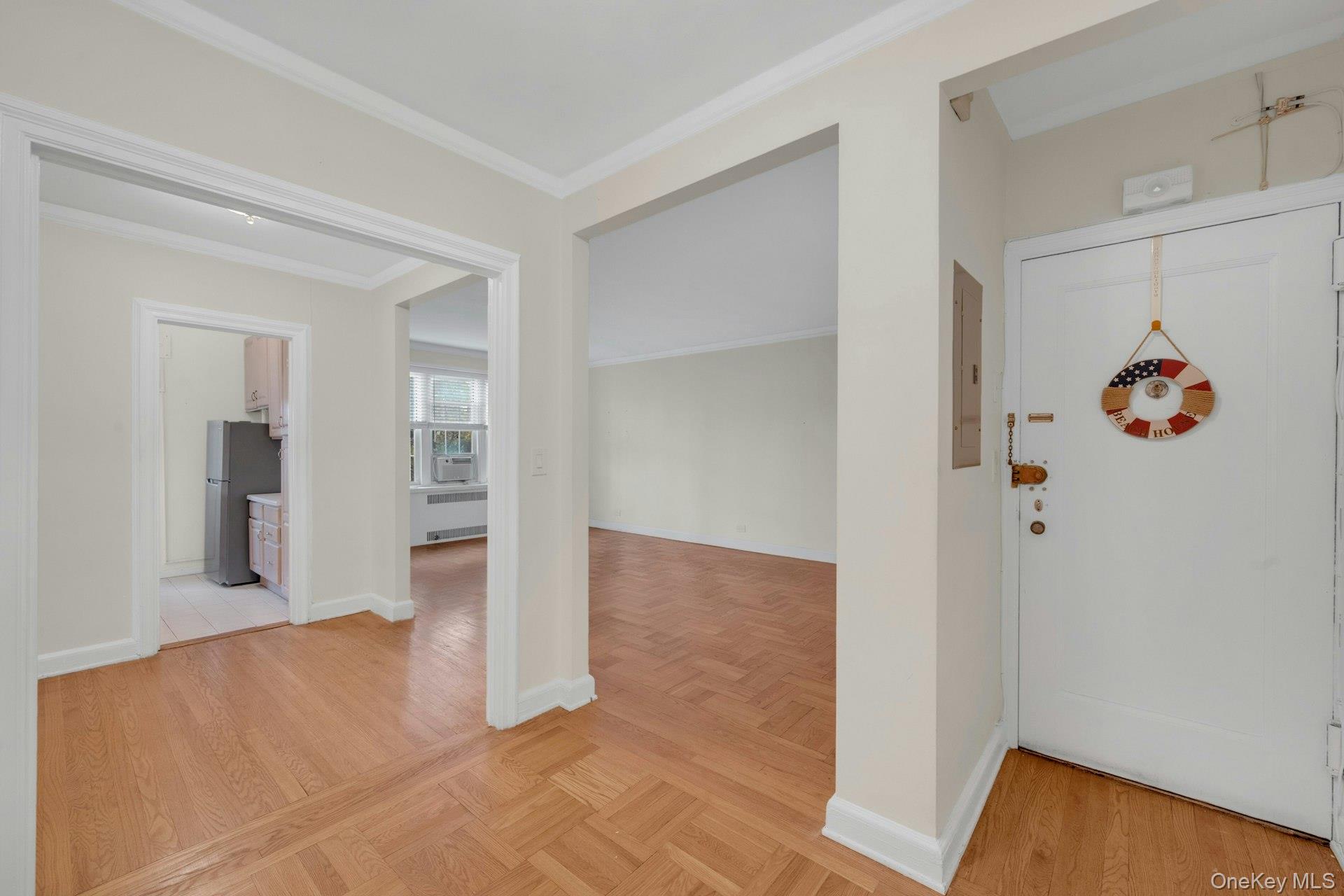 #5 photo, 5 Midland Gardens, ブロンクス区 Bronxville , NY 10708