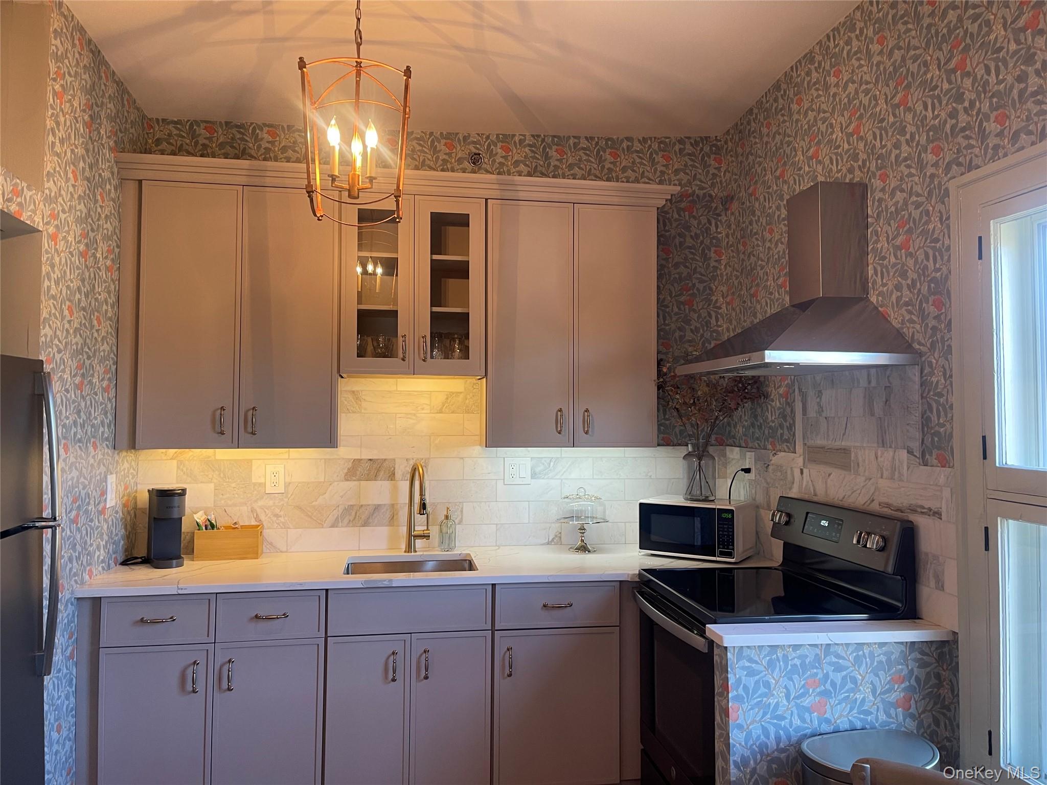 #5 photo, 1106 MAIN Street, Fishkill , NY 12524