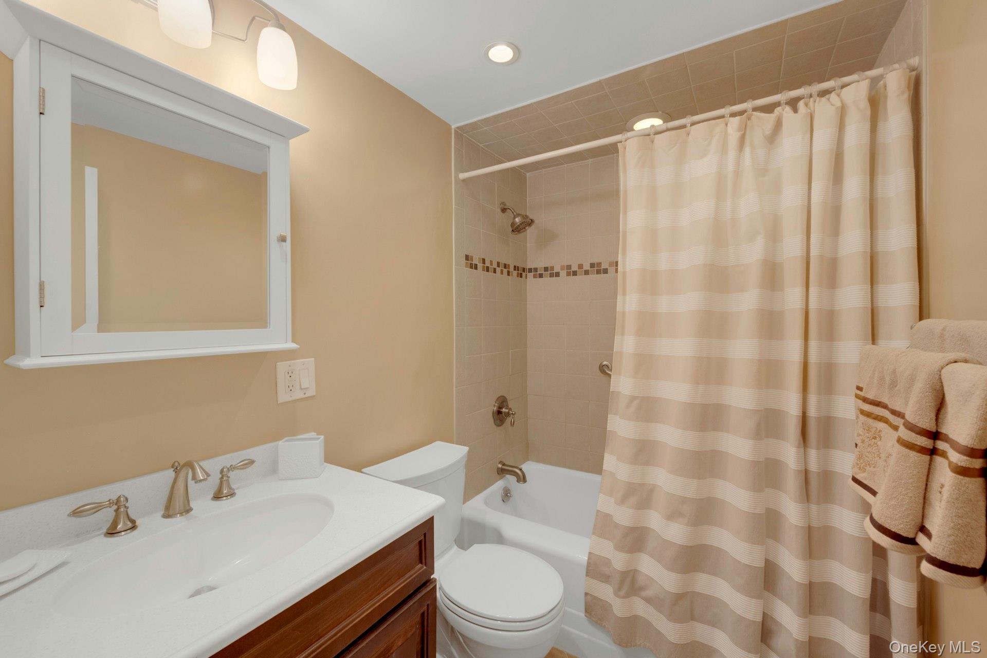 #19 photo, 1200 Midland Avenue, ブロンクス区 Bronxville , NY 10708