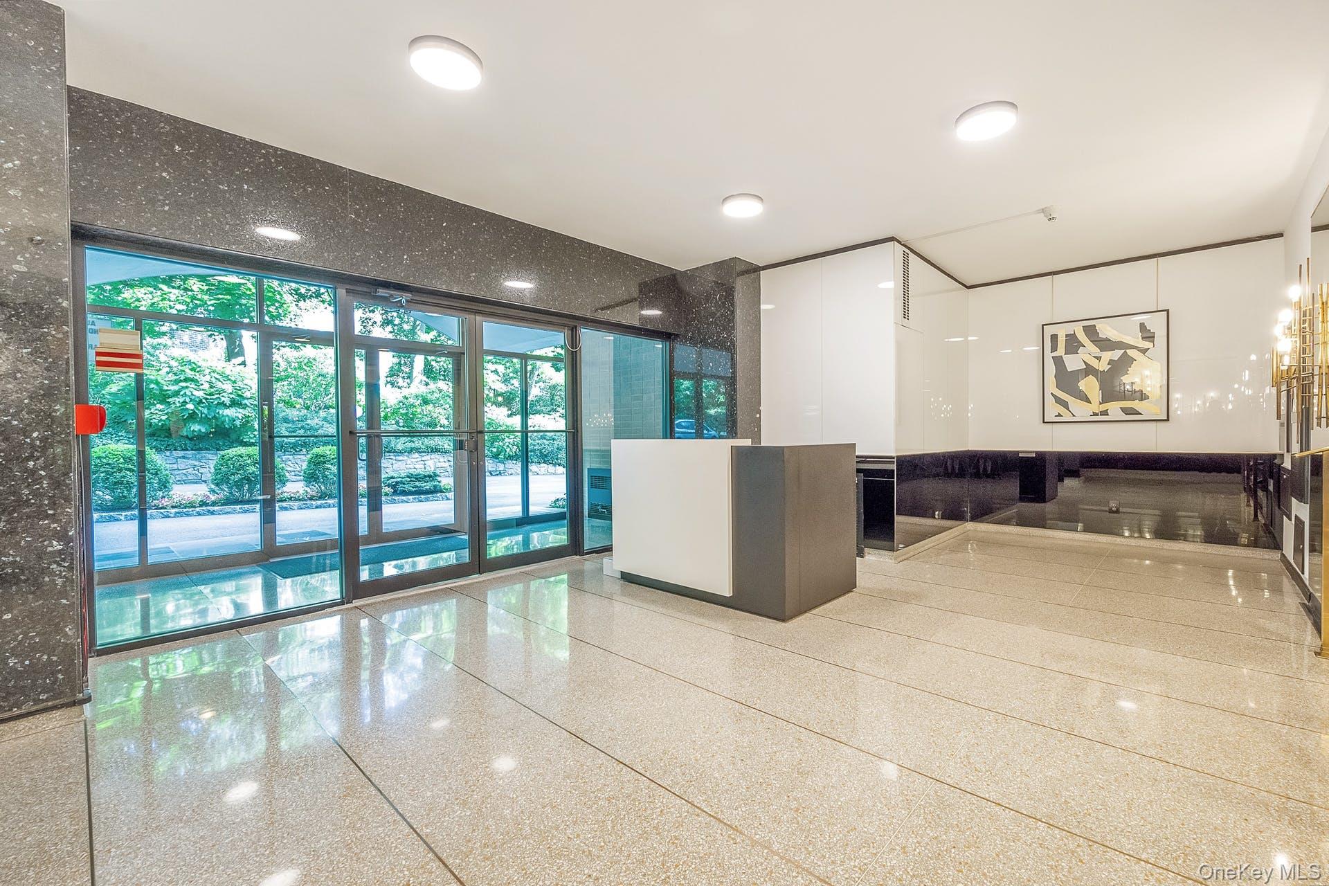 #4 photo, 1200 Midland Avenue, ブロンクス区 Bronxville , NY 10708