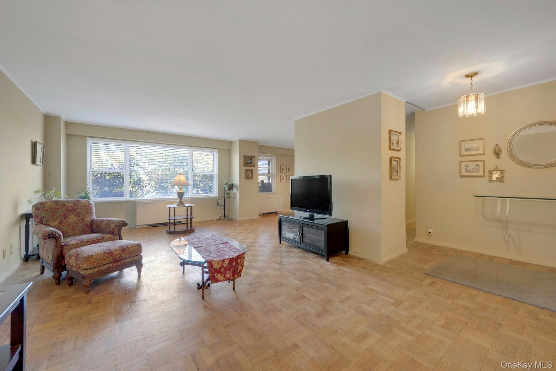 #8 photo, 1200 Midland Avenue, ブロンクス区 Bronxville , NY 10708