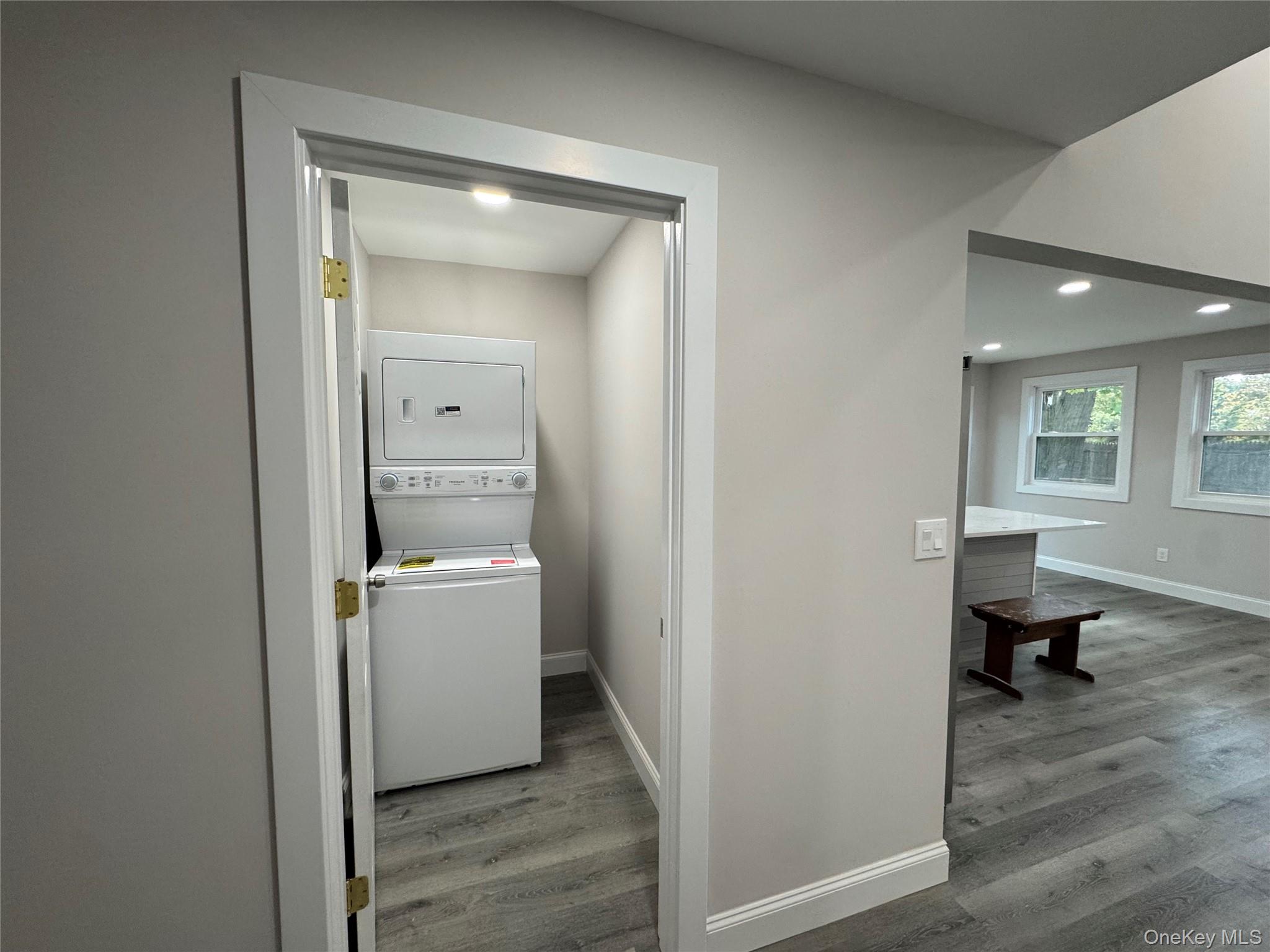 #15 photo, 75 Valley Drive, サフォーク郡 Sound Beach , NY 11789