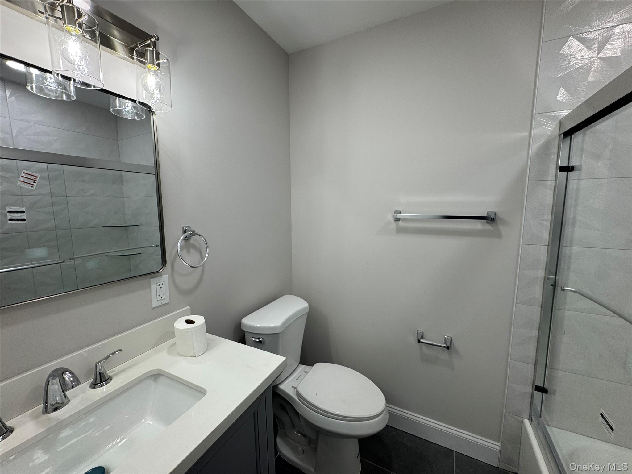 #17 photo, 75 Valley Drive, サフォーク郡 Sound Beach , NY 11789