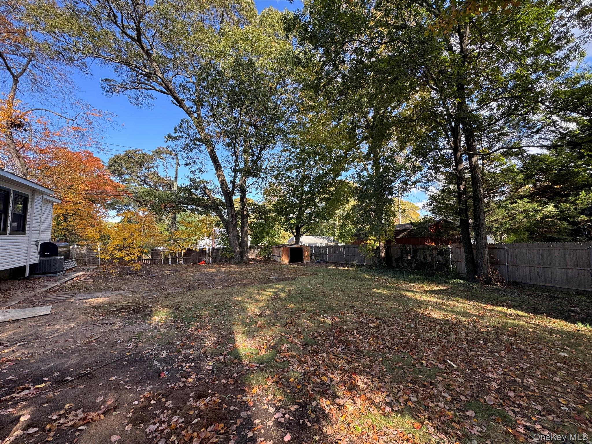 #4 photo, 75 Valley Drive, サフォーク郡 Sound Beach , NY 11789