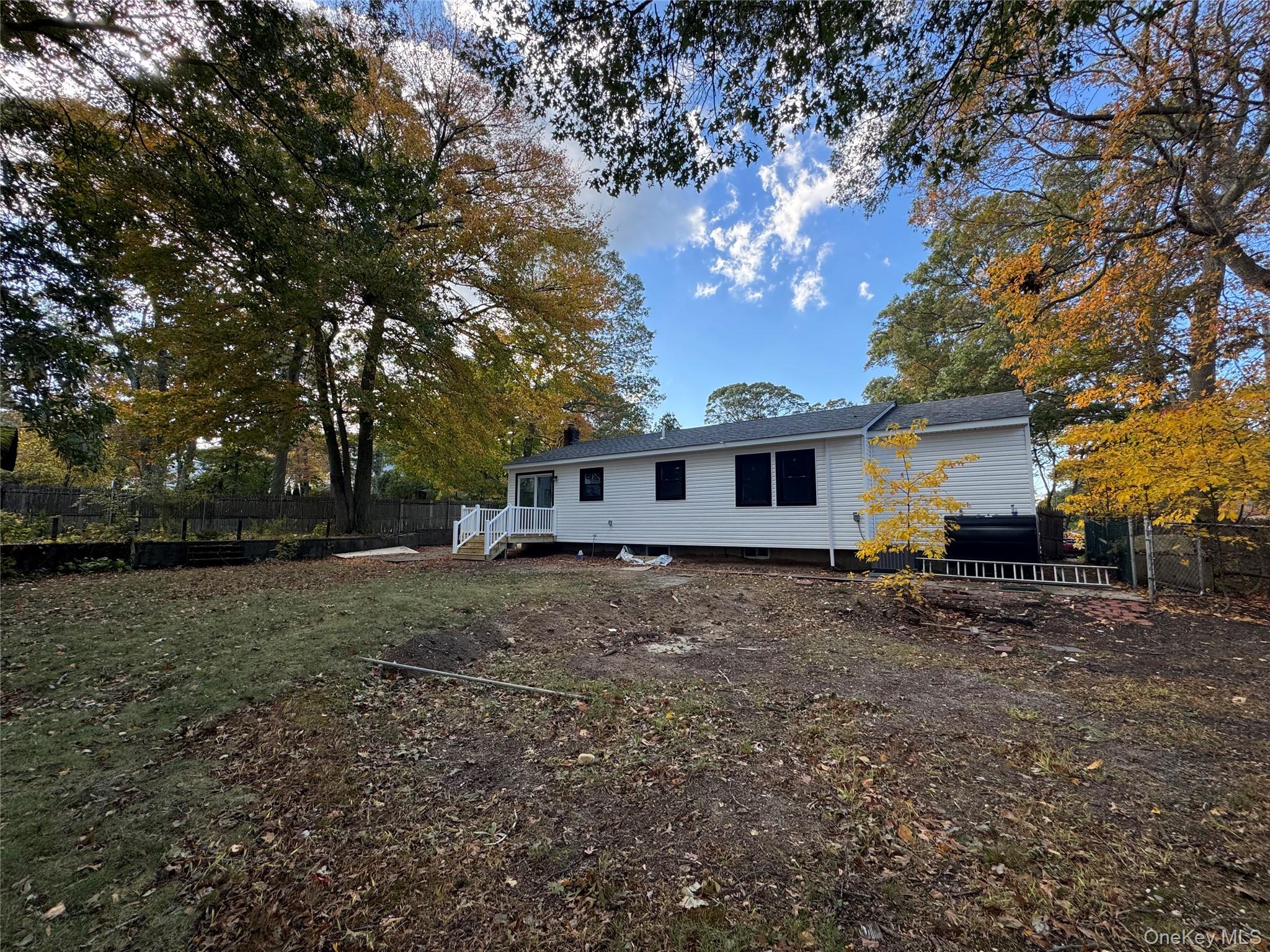 #5 photo, 75 Valley Drive, サフォーク郡 Sound Beach , NY 11789