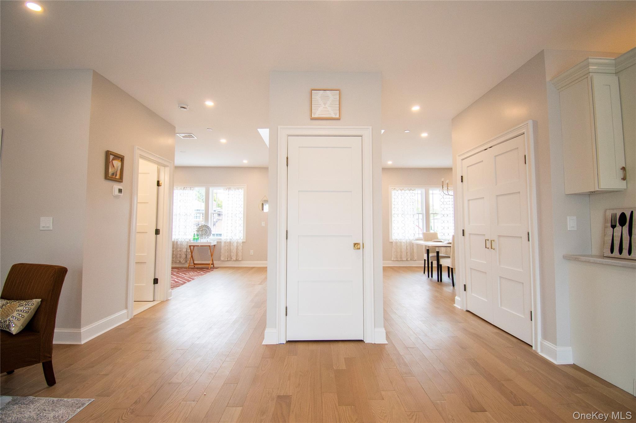 #3 photo, 3004 Harbor Street, Baldwin Harbor , NY 11510