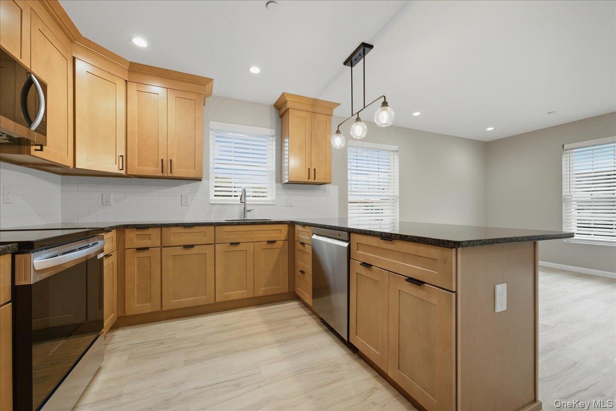 #13 photo, 71 N Main Street, ナッソー郡 Freeport , NY 11520