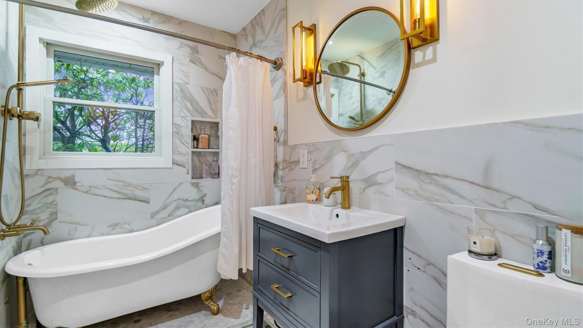 #16 photo, 152 158 160 Church Lane, サフォーク郡 Aquebogue , NY 11901